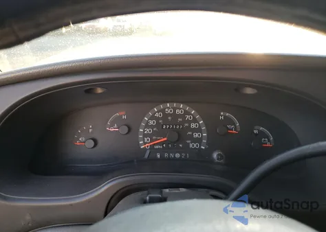 2003 Ford Econoline E350 Super Duty Van z USA, uszkodzony, nr VIN 1FTSE34L63HA03572